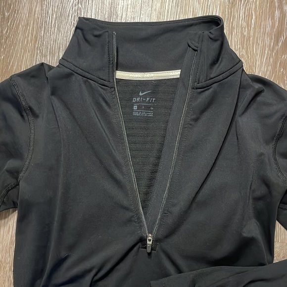 Nike Sweater - Picture 3 of 4